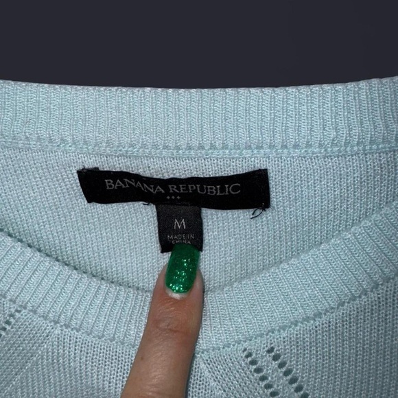Banana Republic Mint Green Lightweight Crewneck Sweater | Minimalist Chic Preppy - Picture 3 of 5